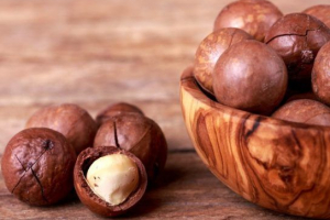 Nuts makadamia